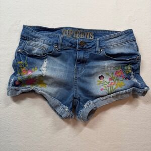 VIP Jeans Embroidered Shorts Womens 7/8 Blue Good Floral Distressed 9-70544MB